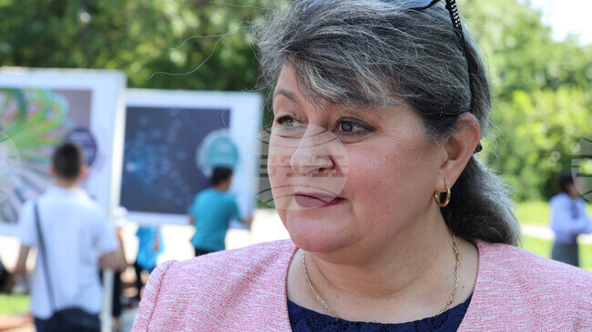 Във Варна започват инициативи в помощ на младите учители по природни науки