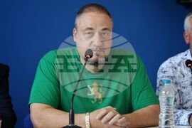 Национален пресклуб на БТА-Бургас - партия "За Велика България" - пресконференция