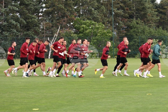 Футбол - НФБ "Бояна" - Национален отбор - открита трениравка