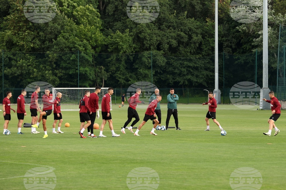 Футбол - НФБ "Бояна" - Национален отбор - открита трениравка