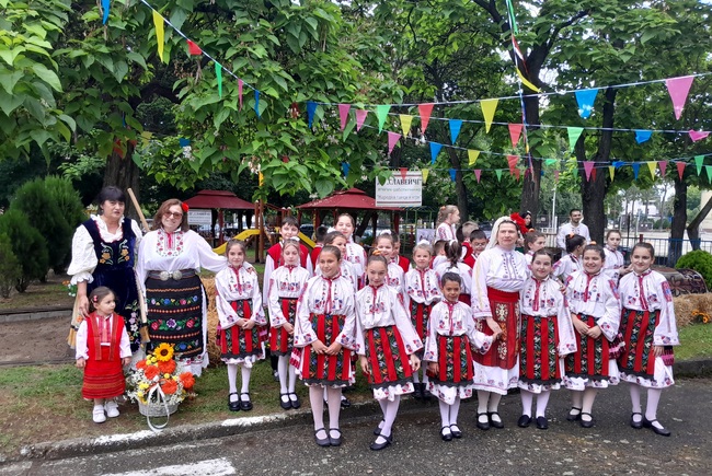 Община Видин: Зам.-кметовете Борислава Борисова и Десислава Тодорова уважиха празници на видински детски градини