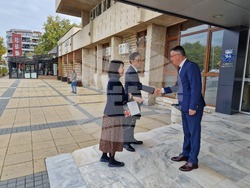 Посланикът на Япония е на посещение в Кърджали