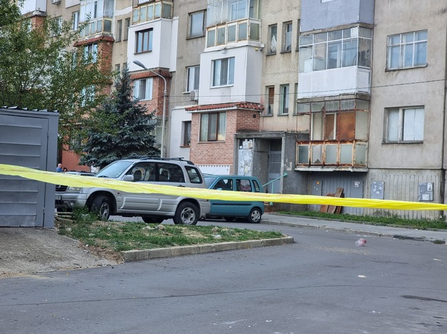 Съдът прие мярка "задържане под стража" спрямо мъжа, който беше изведен от дома си в Казанлък от специализирани полицейски екипи