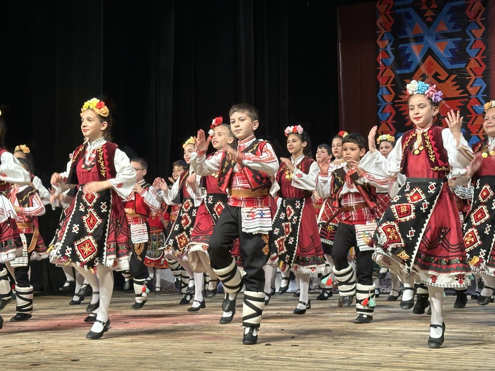 Община Сливен: Ансамбъл „Тракийче“ празнува 50-годишен юбилей