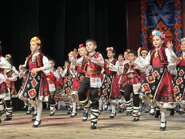 Община Сливен: Ансамбъл „Тракийче“ празнува 50-годишен юбилей