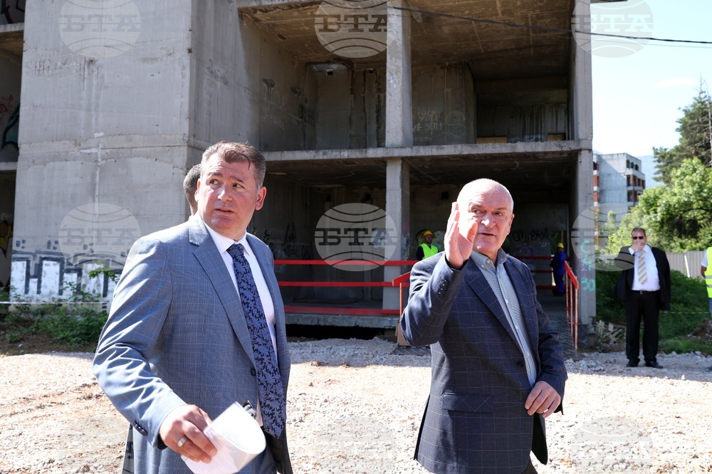 Национална детска болница - терен - разчистване