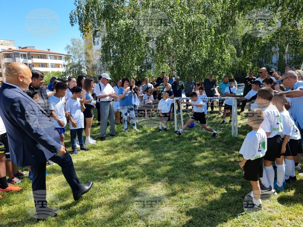 Кърджали - многофункционална спортна площадка - първа копка