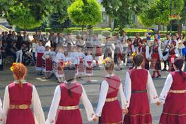 Ловеч - "Хоро под Стратеш" - фолклорeн фестивал