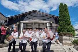 Ловеч - "Хоро под Стратеш" - фолклорeн фестивал