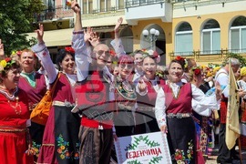 Ловеч - "Хоро под Стратеш" - фолклорeн фестивал