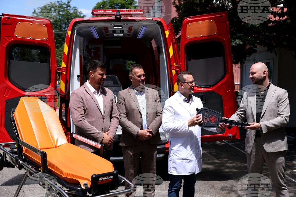 СБАЛ по детски болести „Проф. Иван Митев“ - детска линейка