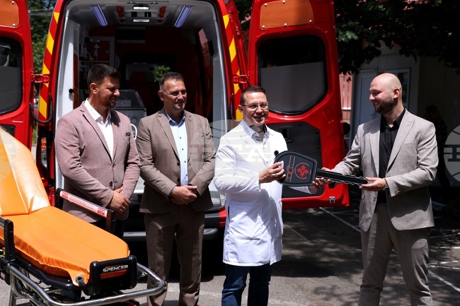 СБАЛ по детски болести „Проф. Иван Митев“ - детска линейка