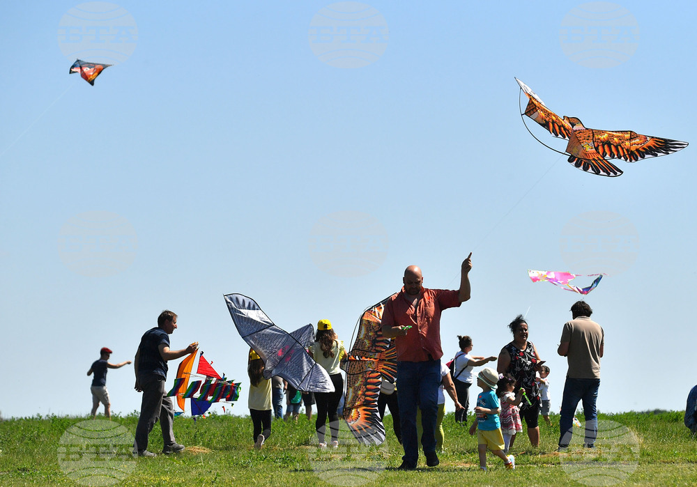 Село Свещари - фестивал на хвърчилата
