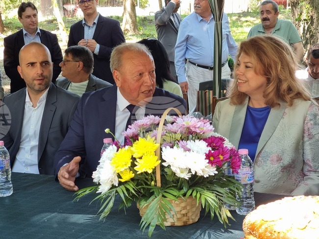 Болярово - Национален детски фолклорен фестивал „Върбова свирка свири"