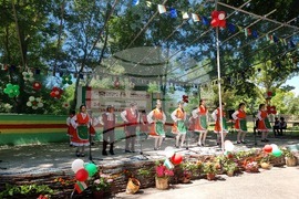 Болярово - Национален детски фолклорен фестивал „Върбова свирка свири"