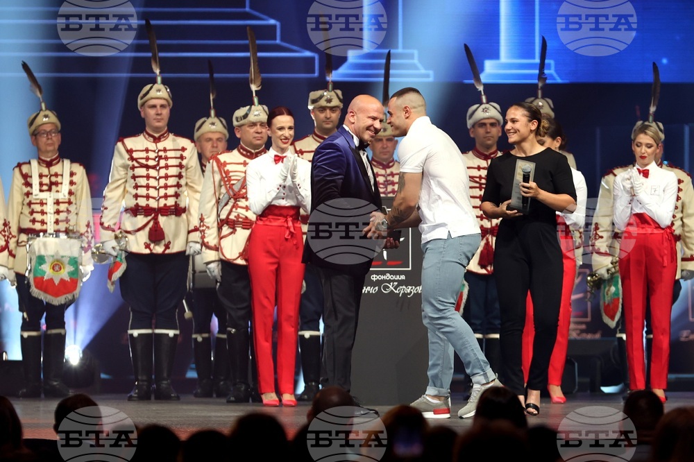 „Нощ на звездите“ - спектакъл - награждаване - Карлос Насар