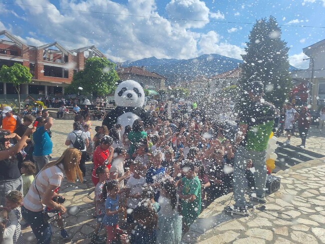 Децата на община Банско празнуват 1 юни