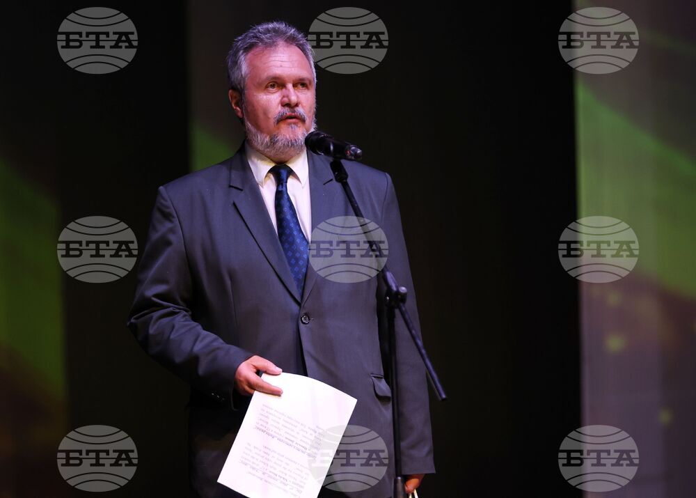 Бургас - Международен ученически литературен конкурс - награждаване - Миклош Борош