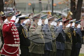 Паметник на летеца - почит