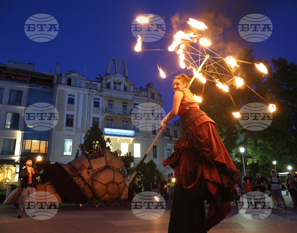 Варна - Варненско лято - „Охлюмотив“