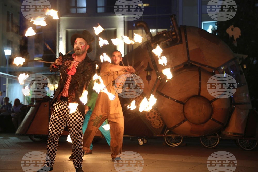 Варна - Варненско лято - „Охлюмотив“