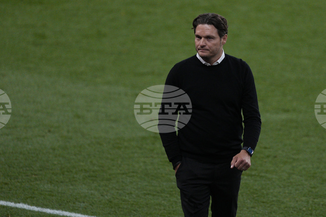 Бившият наставник на Борусия Дортмунд Един Терзич е вариант за нов треньор на Байер Леверкузен