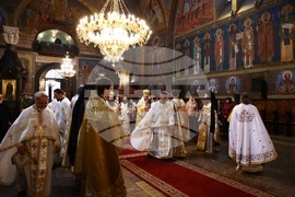 Храм "Света Неделя" - съборна архиерейска Света литургия - патриарх Неофит - годишнина