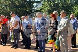 Казанлък - Христо Ботев - поднасяне на венци и цветя