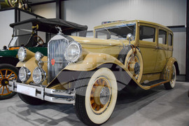 Село Капатово - ретро автомобили - музей