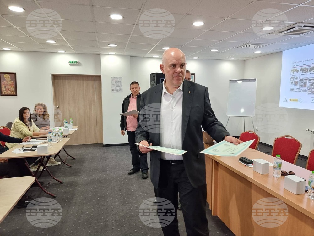 Бившият главен прокурор Иван Гешев е подал документи за вписване в Кюстендилската адвокатска колегия, съобщи адв. Емил Велинов