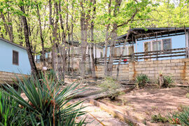 Бунгала №11, №12 и №13 отвън