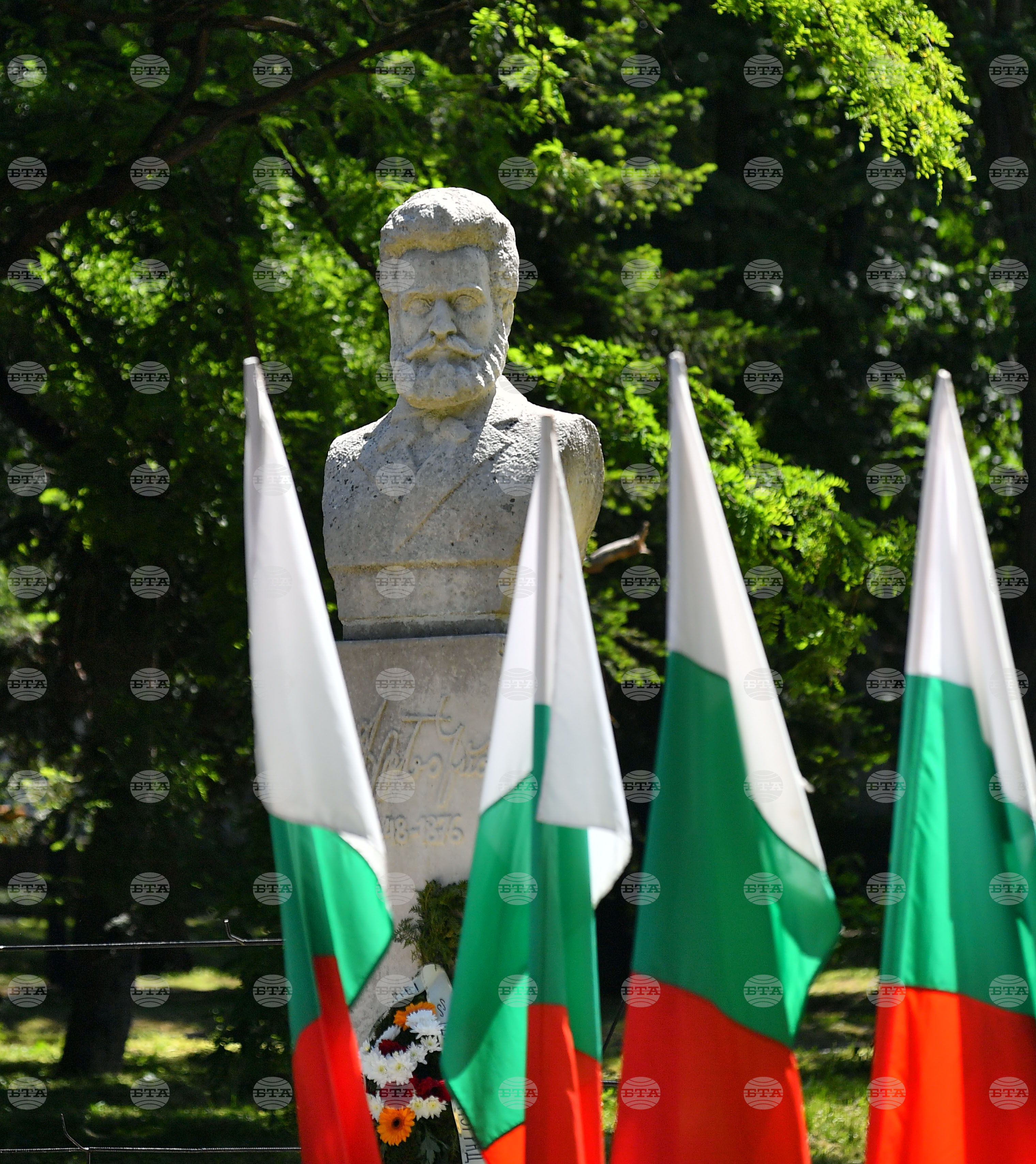 Разград - Ден на Ботев - почит