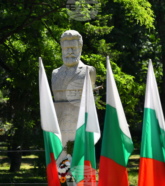 Разград - Ден на Ботев - почит