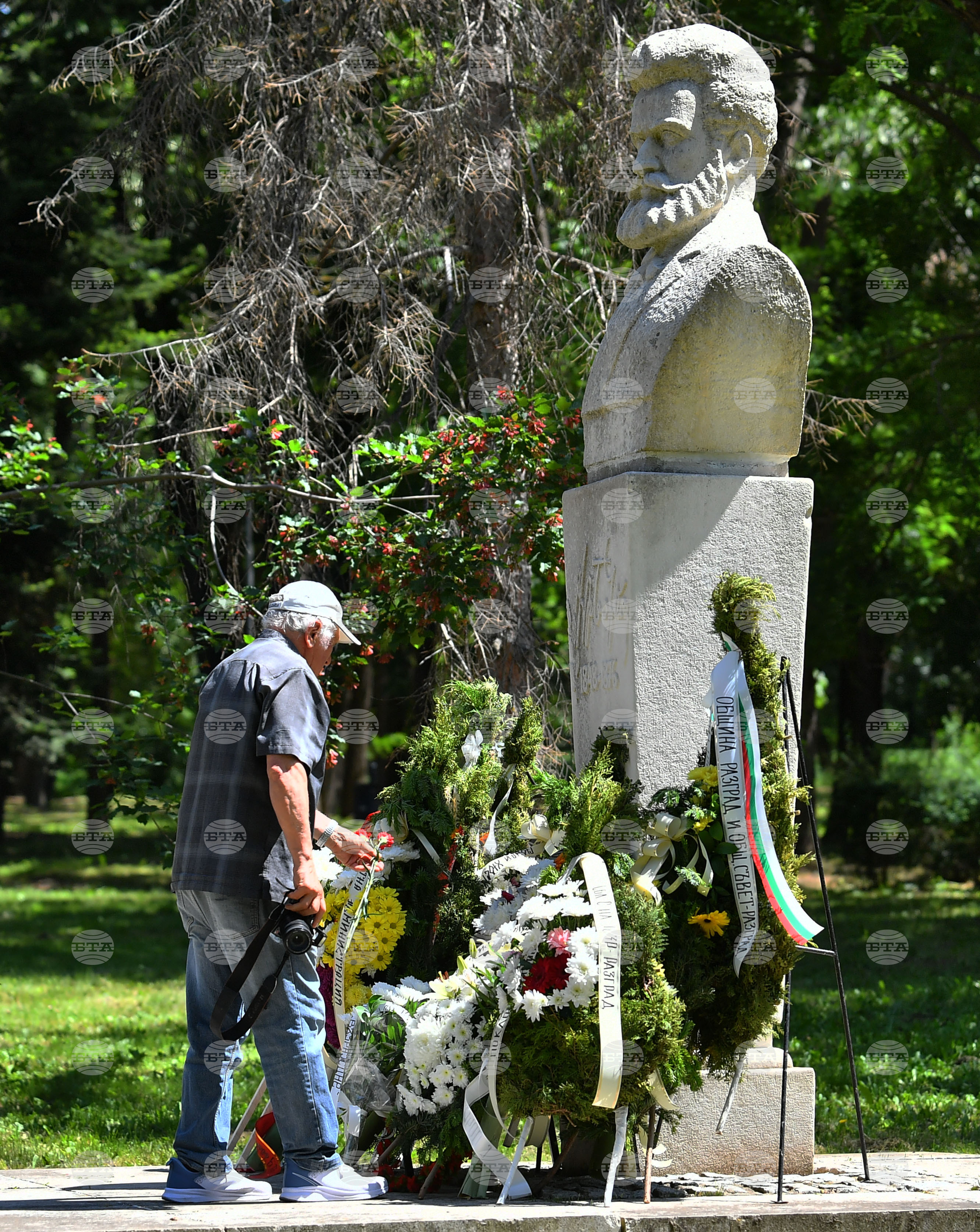 Разград - Ден на Ботев - почит