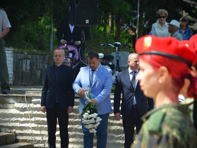 Община Благоевград: Благоевград отбеляза 148 години от гибелта на Христо Ботев 