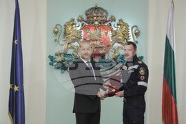 Румен Радев - огнеборци - отличия