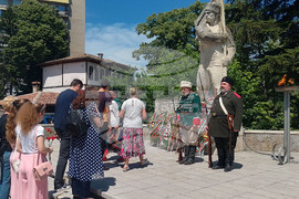 Търговище - Ден на Ботев - общоградско поклонение