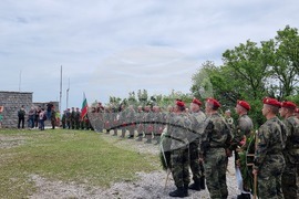 Връх Околчица - поклонение