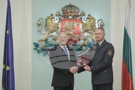 Румен Радев - огнеборци - отличия