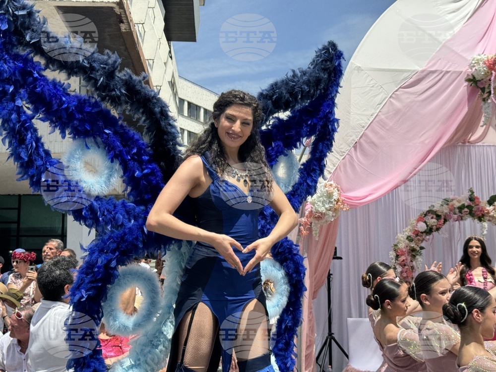 Казанлък - празнично шествие