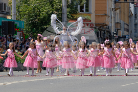 Казанлък - празнично шествие