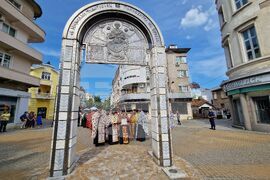 Бургас - сливенски митрополит - посещение - шествие