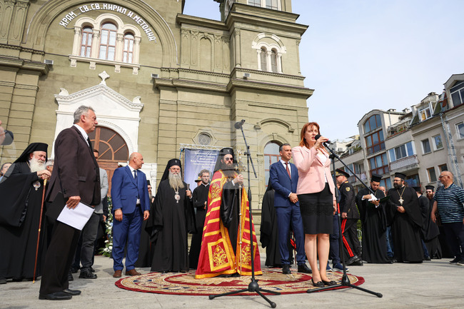 Бургас - сливенски митрополит Арсений - посещение - шествие