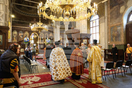 Бургас - храм "Св. св. Кирил и Методий" - сливенски митрополит Арсений - служба