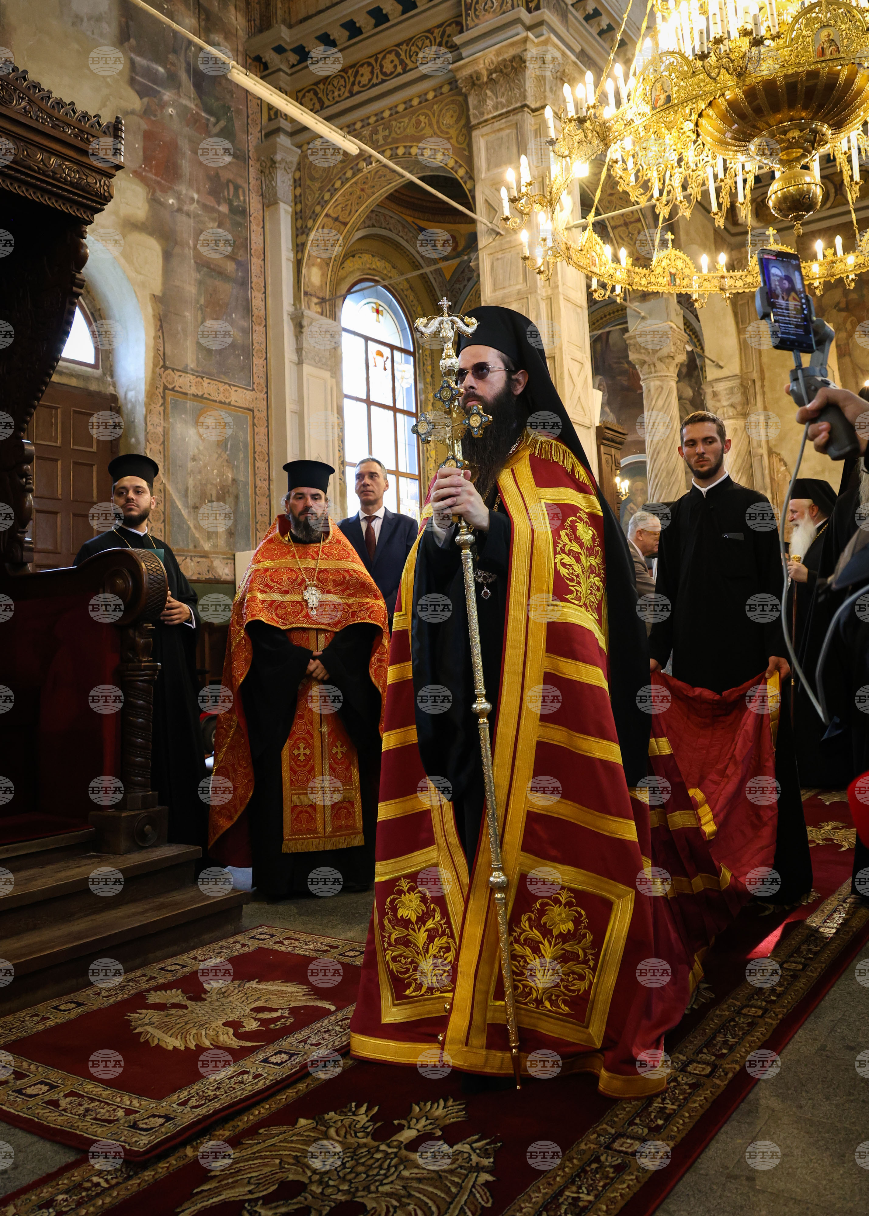Бургас - храм "Св. св. Кирил и Методий" - сливенски митрополит Арсений - служба