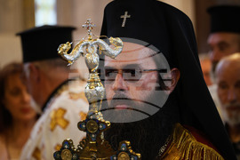 Бургас - храм "Св. св. Кирил и Методий" - сливенски митрополит Арсений - служба