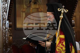 Бургас - храм "Св. св. Кирил и Методий" - сливенски митрополит Арсений - служба