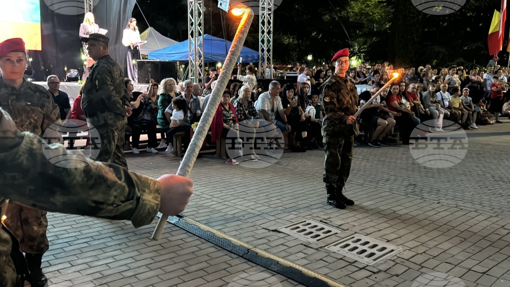 Казанлък - тържествена заря-проверка