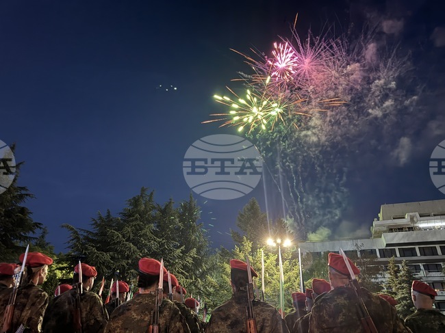 Казанлък - тържествена заря-проверка