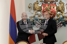 Румен Радев - Вахагн Хачатурян - среща